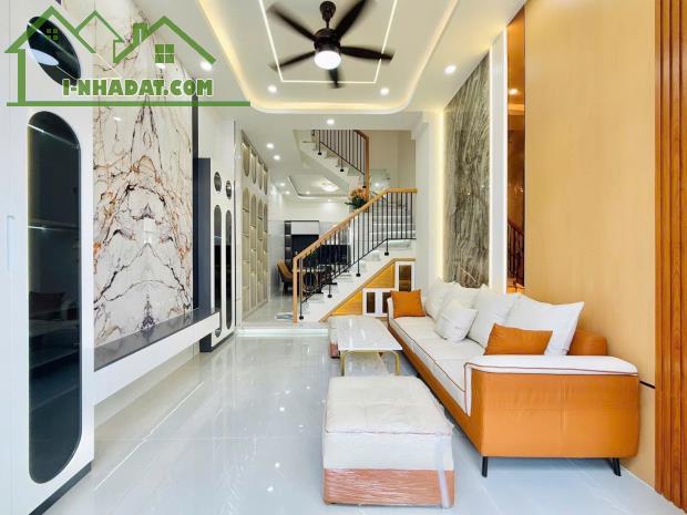 CHÍNH CHỦ Cần Bán Nhà Gò Vấp – Trung Tâm, Gần Công Viên Làng Hoa, 45m², 3 Tầng BTCT, Giá