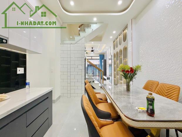 CHÍNH CHỦ Cần Bán Nhà Gò Vấp – Trung Tâm, Gần Công Viên Làng Hoa, 45m², 3 Tầng BTCT, Giá - 2