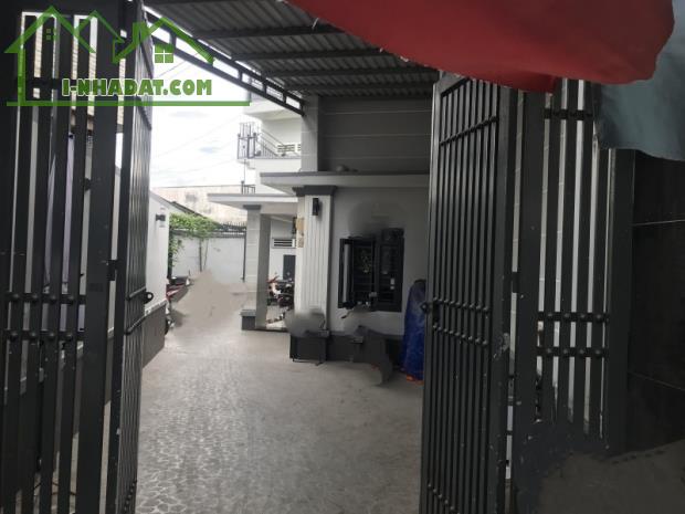 Gấp bán nhà Thủ Đức, dt 800m2, gần Phạm Văn Đồng, thu nhập 100tr/tháng, chỉ 24 tỷ.