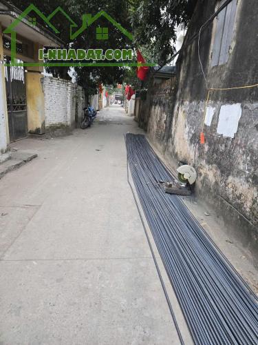 Bán Nhà Đắc Sở Hoài Đức, 40m2*4Tầng. Ngõ thông chỉ 20m ra đường ôtô gần chợ, trường học. - 1