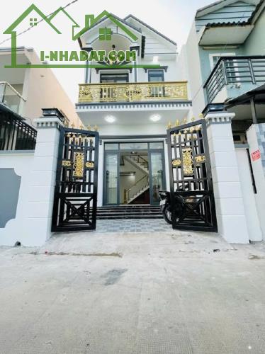 bán gâp nhà 90m2 đất đô thị mặt tiên Kinh Doanh giá rẻ gần bình chánh