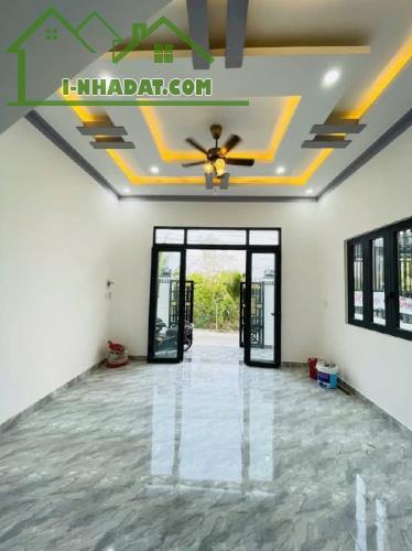 bán gâp nhà 90m2 đất đô thị mặt tiên Kinh Doanh giá rẻ gần bình chánh - 3