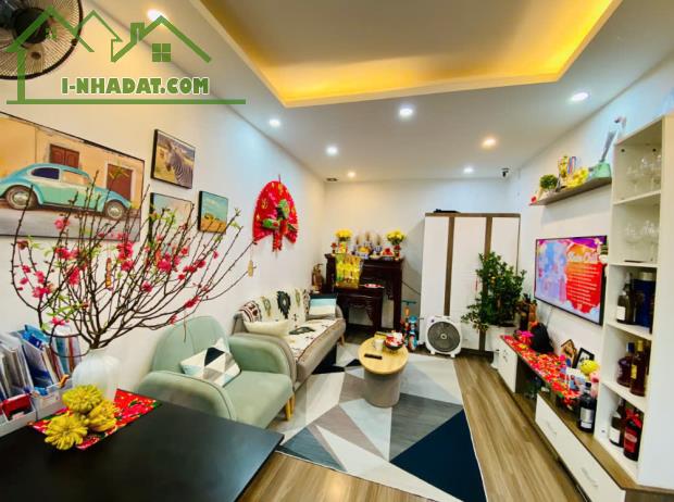 CHO THUÊ NHÀ TẠI 204 NGÕ QUỲNH - HAI BÀ TRƯNG - HÀ NỘI