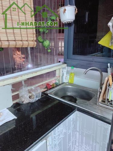 (S344) Hẻm 9m rất hợp Kinh Oanh Spa 👉Nhà mới 3 tầng khu đông dân cư - Giá chỉ 3,9.t -Lạc