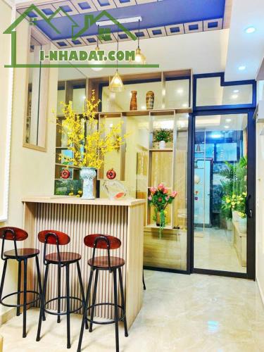 CC Cần Bán Căn 52m2 5 Tầng Nguyễn Văn Cừ 2 Thoáng, Ô Tô Đỗ Cửa Giá Đẹp 10.x Tỷ - 5