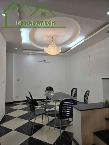 Bán Nhà Ngọc Hà. Ba Đình. DT 53m2. MT 4,4m. 4 Tầng. Giá 12,8 Tỷ. - 1
