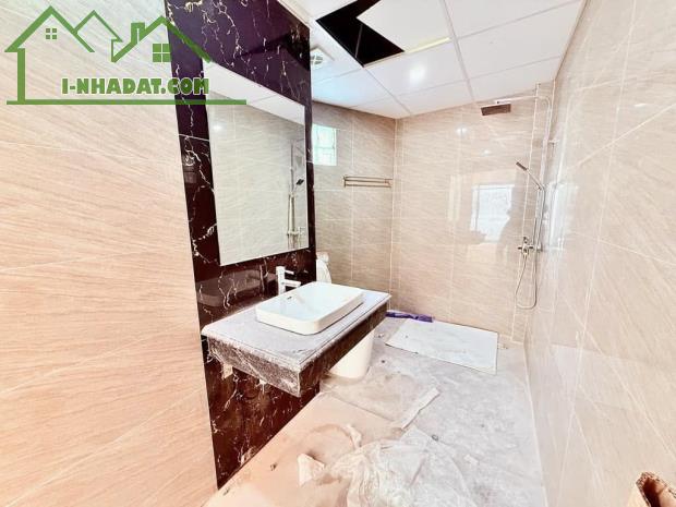 Bán nhà Đàm Quang Trung 32m 5tầng  Mặt Tiền 4m giá 5,55tỷ - 5