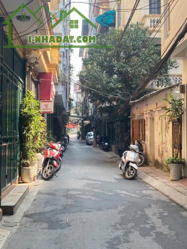 Phân lô phố Thái Thịnh, Đống Đa, Hà Nội -  DT55m * 5T, 6N, Ngõ thông, ô tô - Giá 12,8 tỷ.