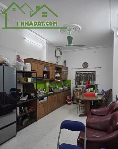 Phân lô phố Thái Thịnh, Đống Đa, Hà Nội -  DT55m * 5T, 6N, Ngõ thông, ô tô - Giá 12,8 tỷ. - 2