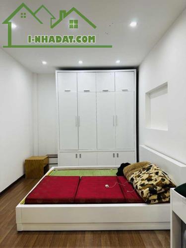 NHỈNH 7 TỶ - DÂN XÂY - 5 TẦNG VUÔNG VẮN - FULL TIỆN ÍCH - 1