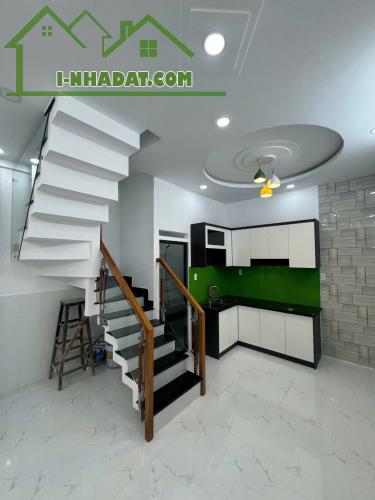 NHÀ BÁN LÊ VĂN QUỚI - BÌNH TÂN - DT 4x8 - 2 TẦNG - NHÀ MỚI-HẺM 4M - GIÁ 3,68 🧄  Mô tả 👉 - 2