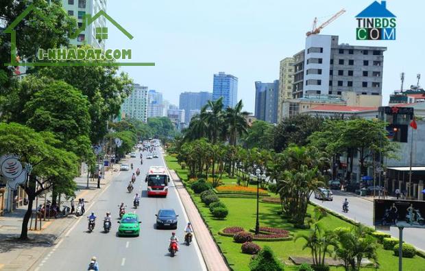 Bán nhà Liễu Giai, 65 m2, MT 6 m, 4 tầng, giá chỉ 10.8 tỷ