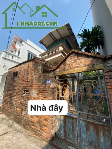 Bán nhanh căn nhà 2 tầng cũ, DT 75m2, đường ô tô vào. LH: 0379.483.926 - 2