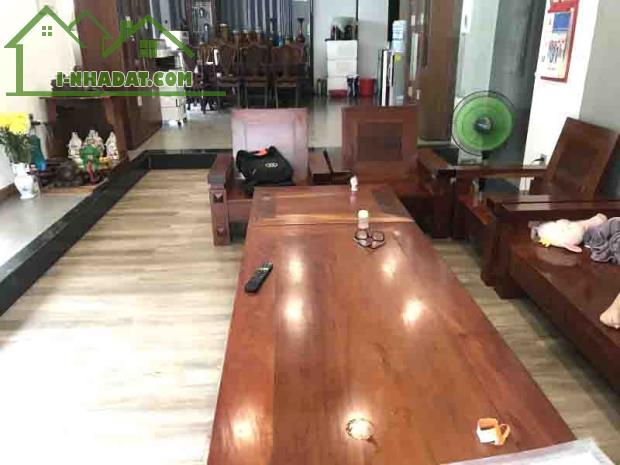 Gấp giảm 1.1 tỷ Biệt Thự 2 Tầng Đẹp Lung Linh Hẻm Xe Tải 184m2_8*23 Khu Vip Bên Sông Hiệp - 4
