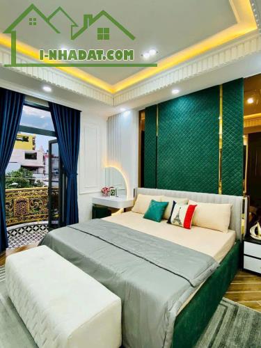 SIÊU PHẨM MT ĐẸP MÊ LY P14 GÒ VẤP THANG MÁY TẶNG FULL NỘI THẤT CHỈ 1X - 1