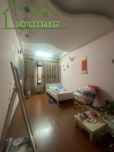 Bán nhà Ngọc Thụy, Dân Xây, Ngõ ô tô, 4 tầng, 60m2, sđ chính chủ. giá 7 tỷ hơn - 1