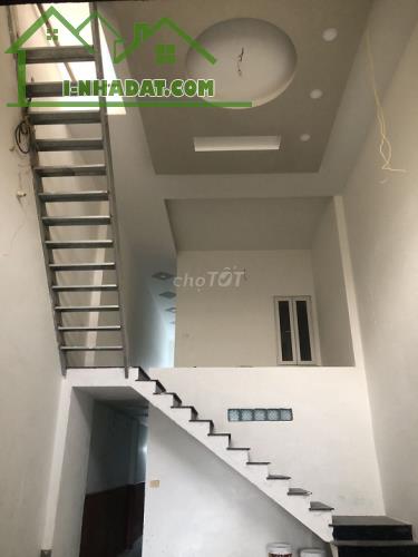 Bán nhà 3 tầng khu Quân đoàn 4, tp Biên Hoà, sân đậu xe 12 chỗ - 3