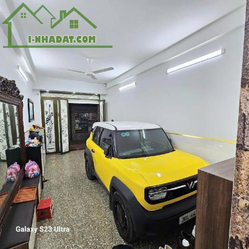 200T/ M2, ÔTÔ, VIEW HỒ CÔNG VIÊN TUỔI TRẺ, VÕ THỊ SÁU, HAI BÀ TRƯNG, 63M2 x 5T GIÁ 12,9 TỶ