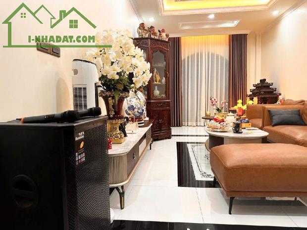 200T/ M2, ÔTÔ, VIEW HỒ CÔNG VIÊN TUỔI TRẺ, VÕ THỊ SÁU, HAI BÀ TRƯNG, 63M2 x 5T GIÁ 12,9 TỶ - 3