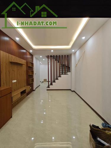 Nhà Đẹp - Ở Ngay - Đội Cấn - Ba Đình - Dt: 35m2/4tầng/3,4m2Mt* nhỉnh 8 tỷ - 2