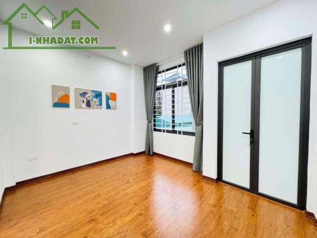 Nhà Hiếm- Lô Góc mới xây- full nội thất nhập khẩu - 4