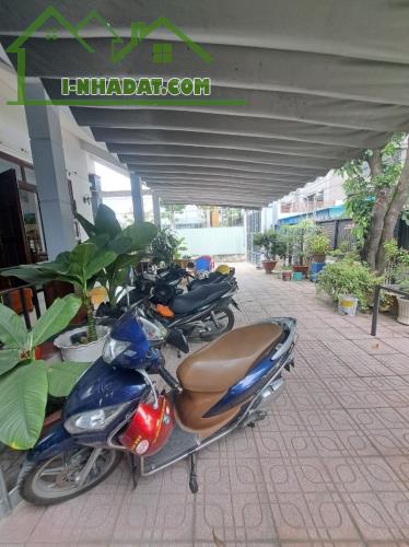 Gấp bán nhà Phạm Văn Đồng, Thủ Đức, giá 23T9, dt 410m2, thu nhập 30 tr/tháng. - 2