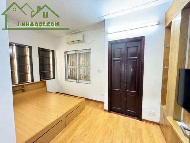 NHÀ ĐẸP - TRUNG TÂM NGUYỄN KHANG - CÔNG NĂNG ĐẦY ĐỦ - TẶNG FULL NỘI THẤT - 3
