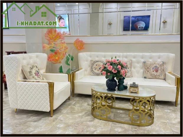 Top nhà phố tiện kinh doanh 4 x 24m 1 trệt 6 lầu CMT8 Q10 TP.HCM - 2