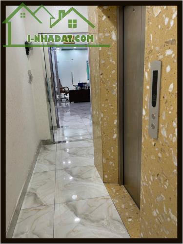 Top nhà phố tiện kinh doanh 4 x 24m 1 trệt 6 lầu CMT8 Q10 TP.HCM - 3