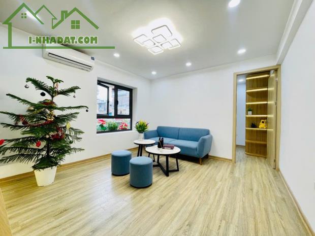 Bán Tập Thể T3 Tạ Quang Bửu 80m2, 3 Thoáng, Ô tô đỗ, full đồ ở luôn, Nhỉnh 4 TỶ.