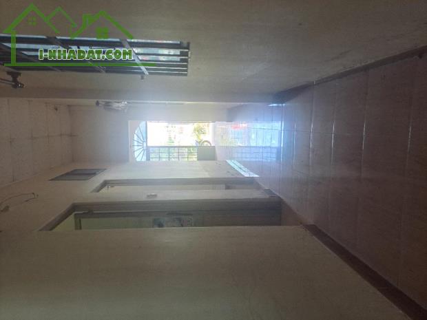 🏠🔥 Bán nhà lô góc 2 mặt tiền thạnh  Lộc 41 quận 12 176m giá tốt 💰6.4 tỷ    + Kết cấu :