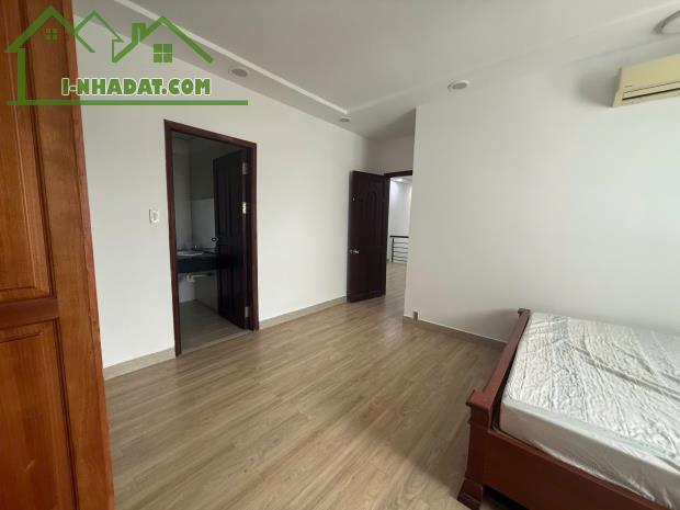 CĂN HỘ VIP - MÌNH MUỐN CHO THUÊ CĂN HỘ DUPLEX 2 TẦNG LỮ GIA PLAZA - QUẬN 11 - 3