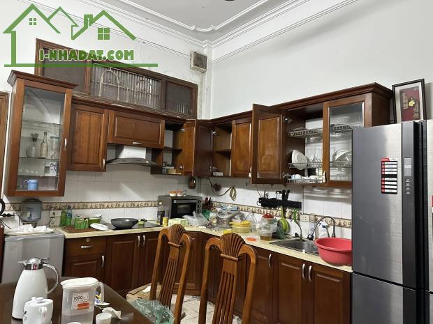 Phân lô Chùa Láng, 30m ra phố , vỉa hè ô tô tránh, 2 thoáng,50m 4 tầng 4m mặt,Giá 18.8 tỷ - 4