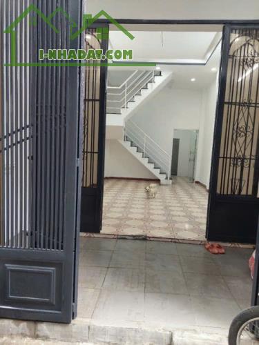 Chỉ nhỉnh 3 Tỷ. Bán nhà 2 Tầng đường Khuông Việt Tân Phú, 35m2 ngang lớn 4m - 3