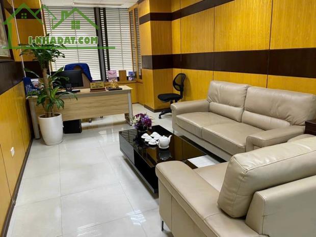 BÁN GẤP NHÀ PHỐ NGUYỄN TRÃI, Ô TÔ, KINH DOANH _DT 60M2, 5 TẦNG, MT 5M, 14TỶ