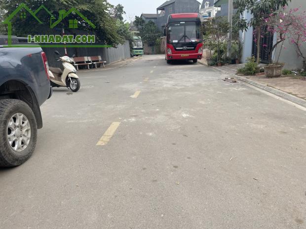 Đặng Xá: chủ nhà cần bán 56m, ô tô vào đất, giá rẻ có thương lượng