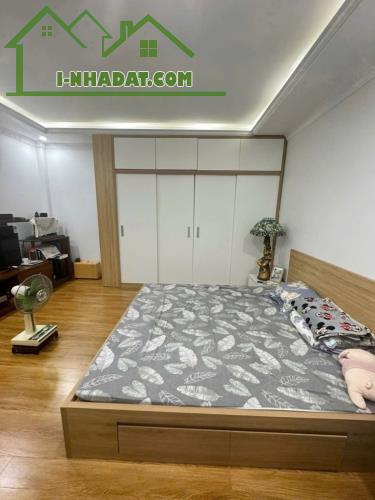 Chỉ 6 tỷ nhỉnh giá hợp lý căn nhà 5 tầng phố Ngọc Thụy, ngõ ô tô, đủ nội thất chỉ việc ở - 2
