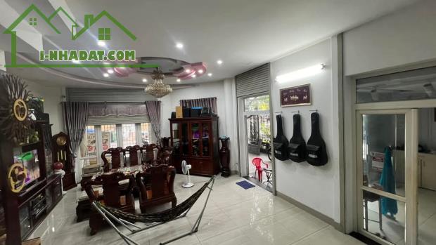Bán nhà Mặt tiền Thống Nhất, Tân Phú, 3 tầng, 12x16M, 28 tỷ ( TL ) - 3