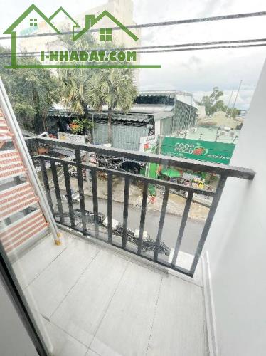 NHÀ MẶT TIỀN ĐƯỜNG THOẠI NGỌC HẦU - TIỆN KINH DOANH  - 3 TẦNG - 22m - 5.xx TỶ.
