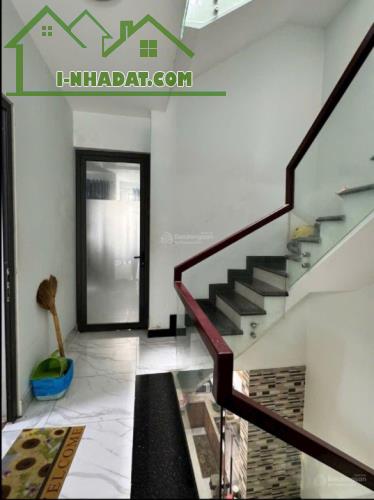 Nhà vip 4 tầng 5x18m MT trục chính sát cổng KDC Hiệp Thành City - 4
