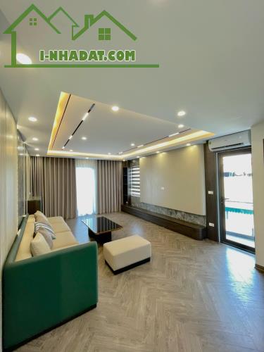 Bán nhà Nguyễn Văn Cừ 55m2 6T căn góc, ngõ thông phố Hồng Tiến, Full nội thất 15,18 Tỷ