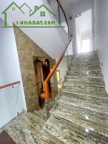 Nhà mới sang trọng làm Hotel Mặt tiền Âu Dương Lân P3Q8 - 4