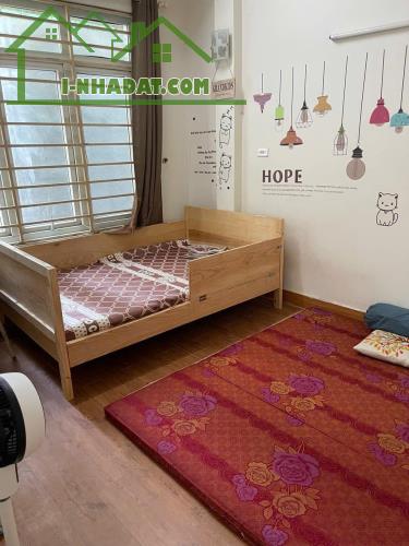 Cho thuê nhà ngõ 22 Lương Khánh Thiện 4 tầng, 35m2, 3 ngủ, 3 vệ sinh 11 Triệu - 1