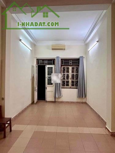 Cho thuê nhà nguyên căn PHố Tam Trinh, Mai Động 2.5 tầng, 60m2, 8.5 triệu - 3