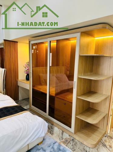 (S351)🍀Nhà mới đẹp tặng full nội thất cao cấp - kết cấu 3 tầng BTCT với 3 phòng ngủ - 43m - 3