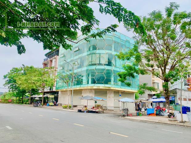 Bán Toà Nhà 1 Hầm 5 Tầng (10mx16m) Mặt Tiền Chợ Bình Khánh,Q2-Góc 2 Mặt Tiền Đẹp