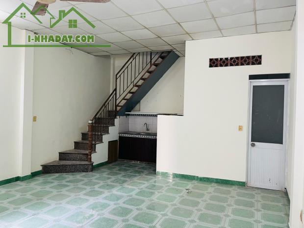 BÁN NHÀ 38 m2 (5x 7.6), 2 tầng, gần TÂN HƯƠNG, TÂN PHÚ, hẻm 3m, nhỉnh 3 tỷ. - 2