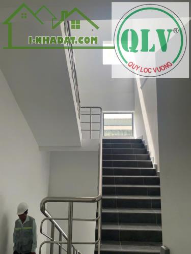 Cho thuê nhà xưởng 8.100m2 trong KCN VSIP , Bình Dương - 1