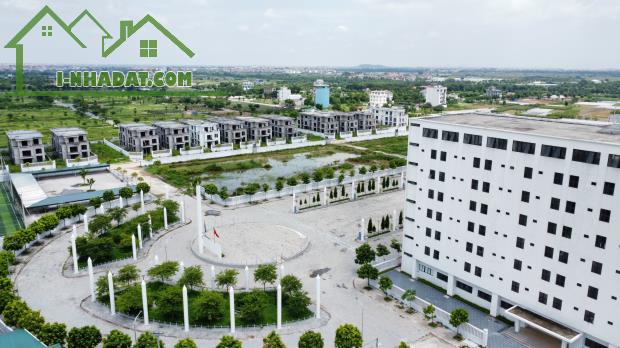 Em bán duy nhất 1 ô góc liền kề sát trường đại học tài chính - giá chỉ 3xtr/m - 4