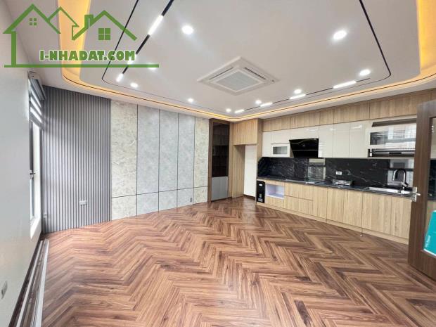 Cần bán nhà Hoàng Minh Đạo 45m 6 tầng, thang máy, lô góc, đường ô tô tránh, KD 12 tỷ - 4